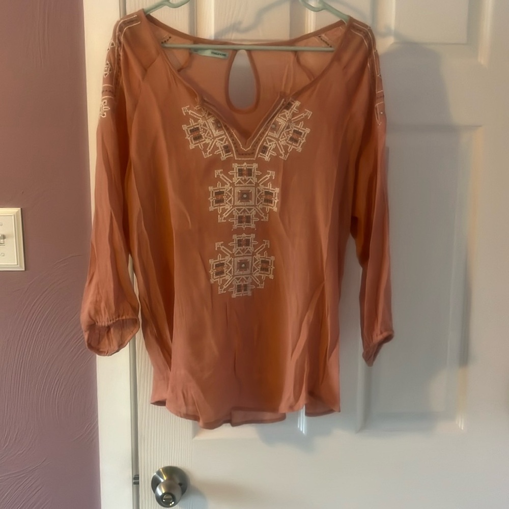 Women’s rusty pink/ blush blouse. Size L